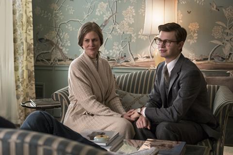 Nicole Kidman and Ansel Elgort on set of The Goldfinch credit Warner Bros