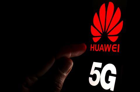Huawei 5G (Ascannio shutterstock)