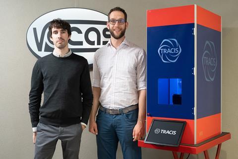 R-J Huijsman and Adrien Sicart, co-founders of Tracis, with the scanner